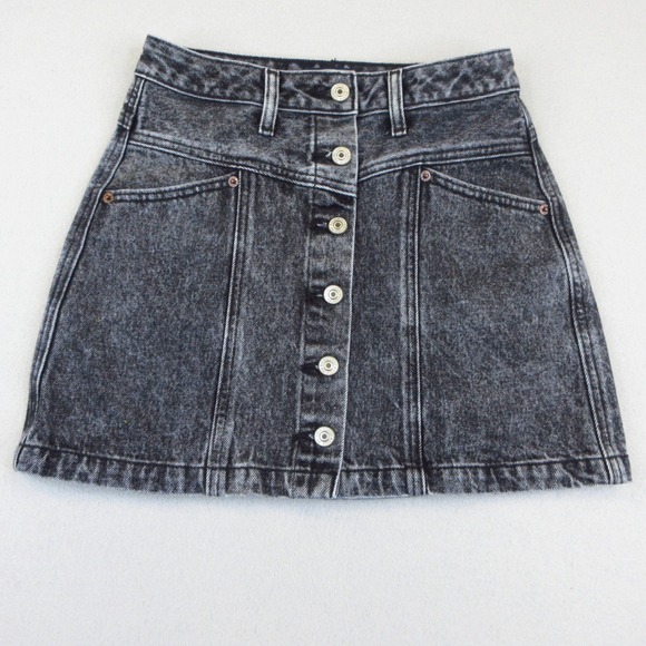 Abercrombie & Fitch Dresses & Skirts - Abercrombie & Fitch Denim Skirt Womens 25/0‎ Black Acid Wash Button Front Mini